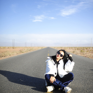 草莓视频深夜福利在线观看
